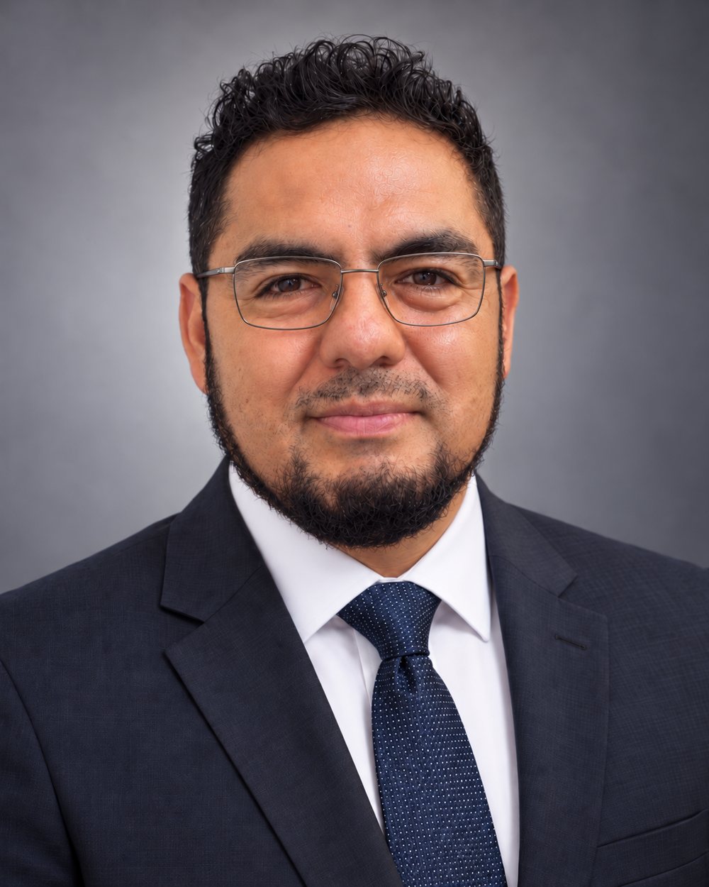 Enrique Quiroz, abogado litigante